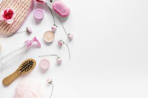 Jakie kosmetyki dla noworodka? Kosmetyczny niezbędnik niemowlęcia.